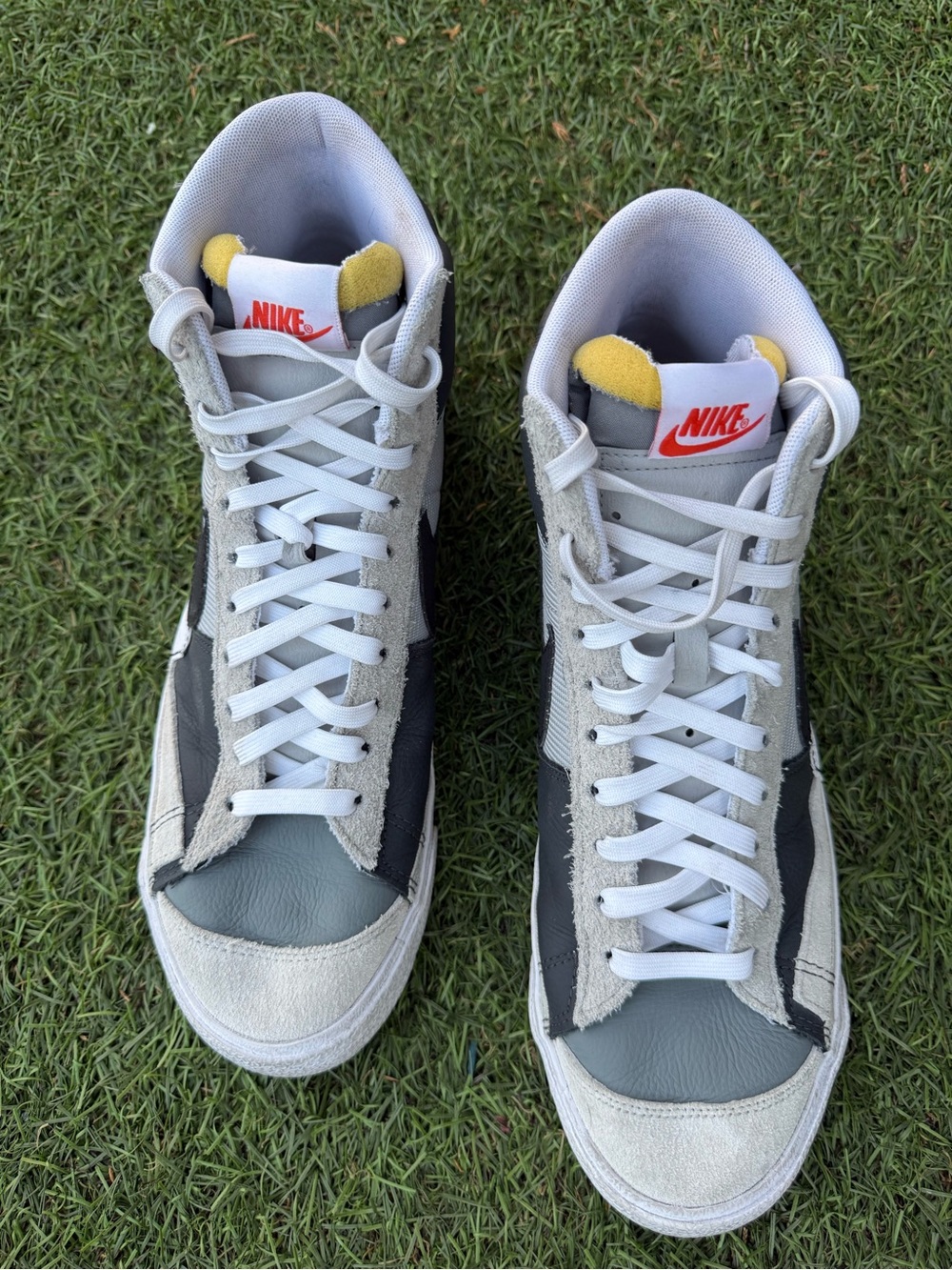 Blazer Grey and Black Mid ‘77 Pro Club ‘Remastered Sz(13)